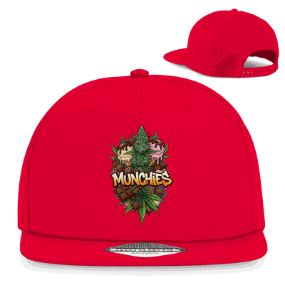 weißes Snapback Cap mit flachem Schirm und Aufkleber, urbaner 5-Panel Style aus Baumwoll-Twill